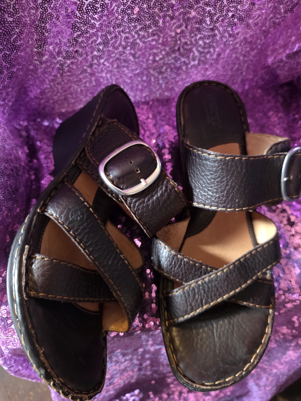 Born brown leather slip on wedge sandals sz 9